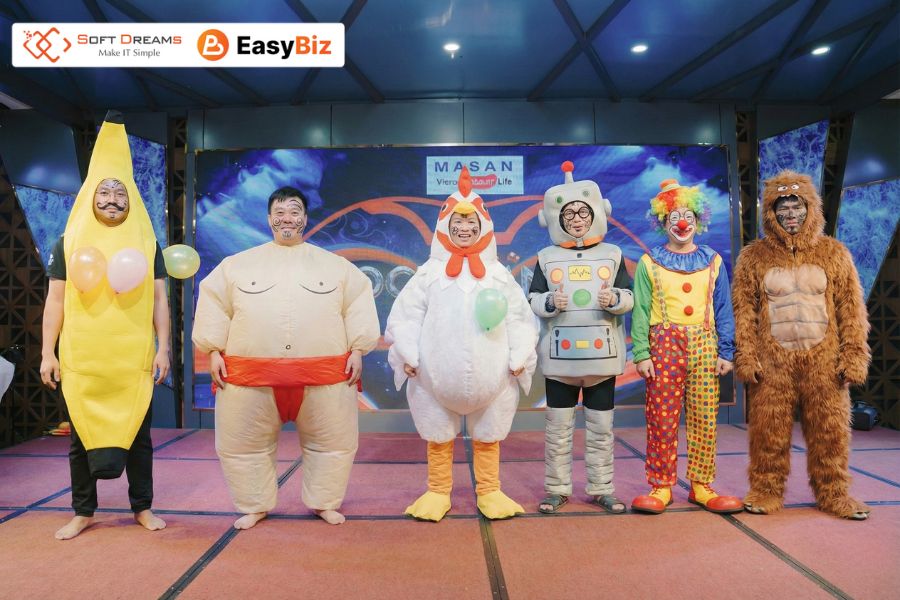 Trò chơi tạo hình hóa trang rồi đúng bất động